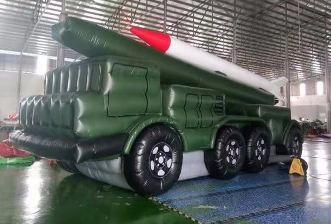 吴忠部队小型导弹车